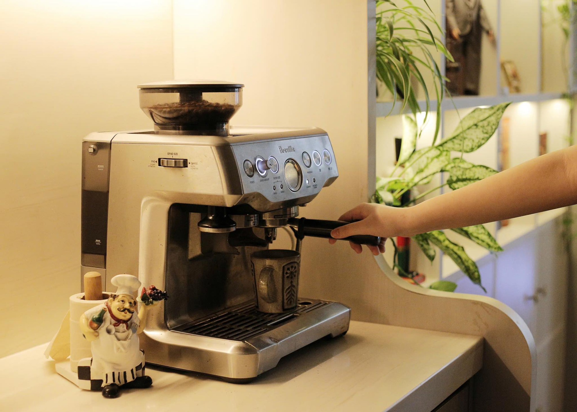Căn hộ ấm áp được vun bồi mỗi ngày bởi cảm xúc với nghệ thuật của mẹ 2 con ở Hà Nội- Ảnh 19.