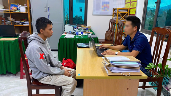 Bắt tạm giam chủ tài khoản “Nguyễn Minh Hiếu”- Ảnh 1.
