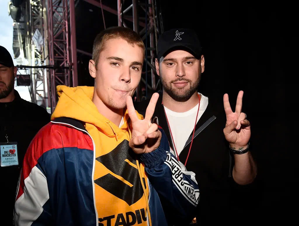 5.100 tỷ đồng tiễn mối quan hệ 16 năm của Justin Bieber ra 