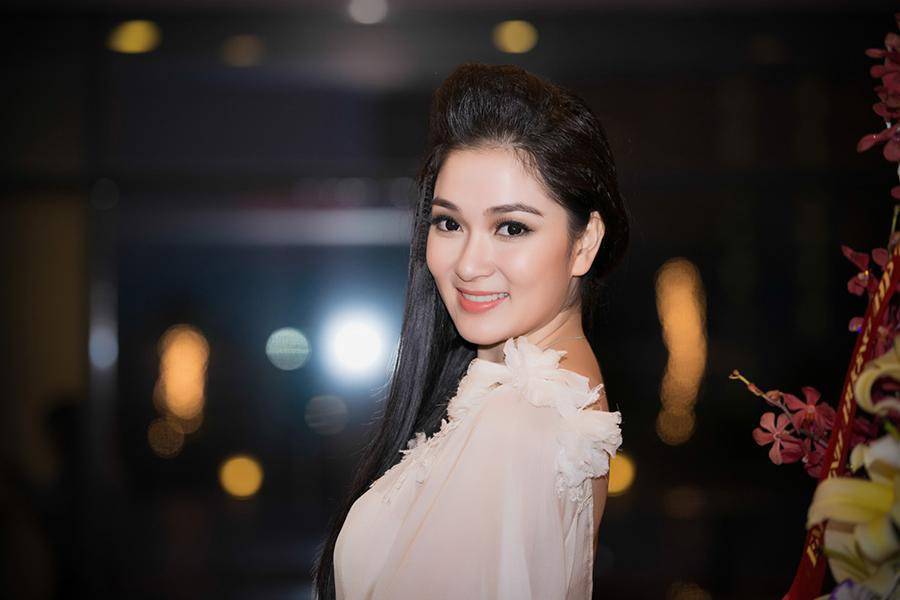 Hoa hậu nổi tiếng cả nước, quê Hải Phòng: 