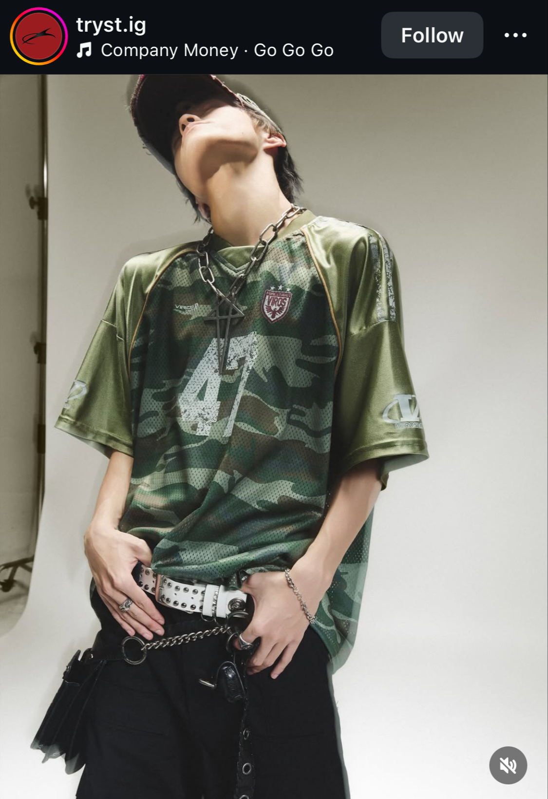 HIEUTHUHAI lại vướng drama thời trang: Fan tự bóc thần tượng mặc hàng nhái, nam rapper lặng lẽ xoá story?- Ảnh 9.
