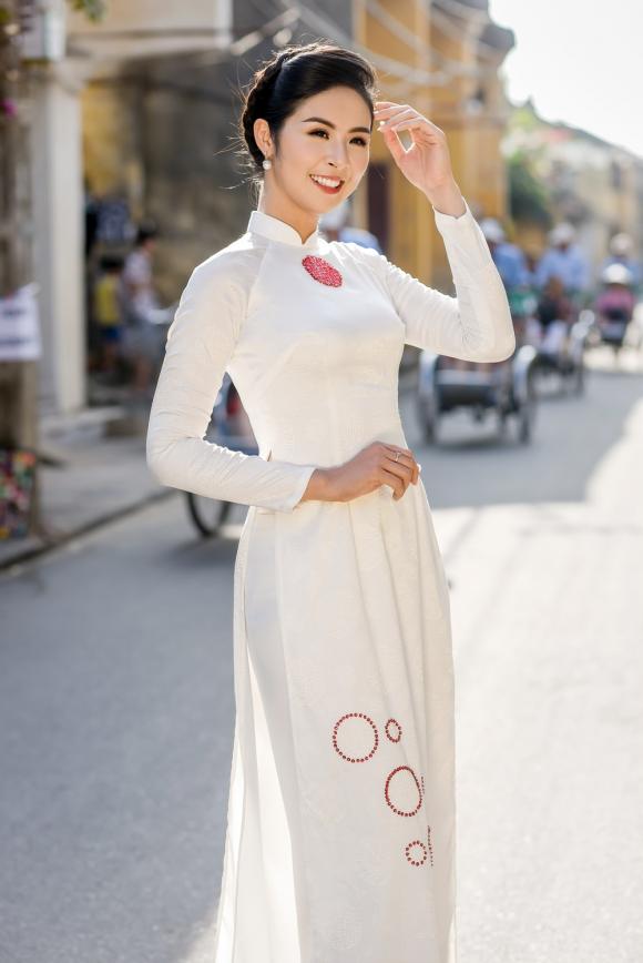 Ý Nhi và loạt Hoa hậu, Á hậu 