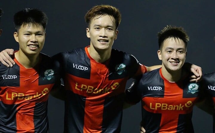 Xác định đội bóng đầu tiên thăng hạng V.League 2024/25- Ảnh 1.