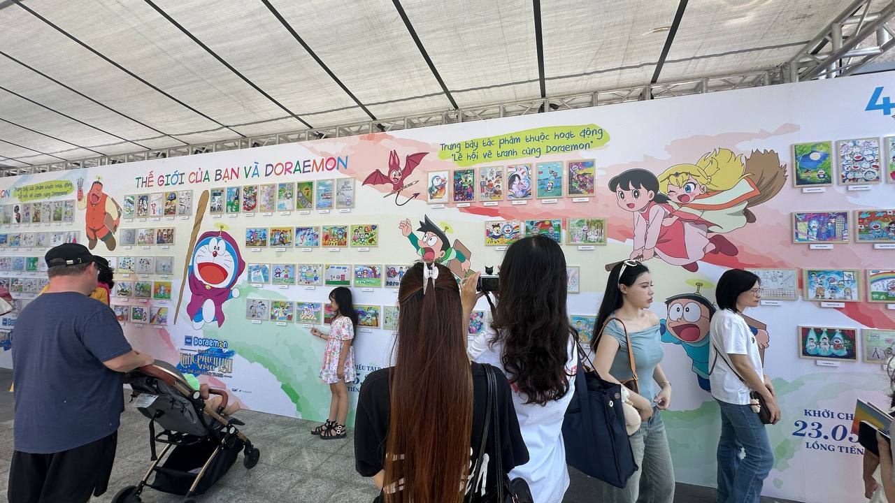 Đang hot nhất tại TP.HCM lúc này: Doraemon đổ bộ Landmark 81, dân tình đổ xô đến tìm lại tuổi thơ- Ảnh 11.