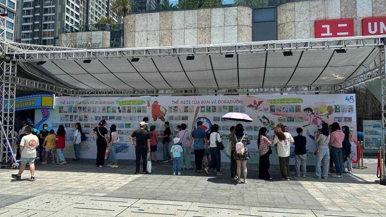 Đang hot nhất tại TP.HCM lúc này: Doraemon đổ bộ Landmark 81, dân tình đổ xô đến tìm lại tuổi thơ- Ảnh 5.