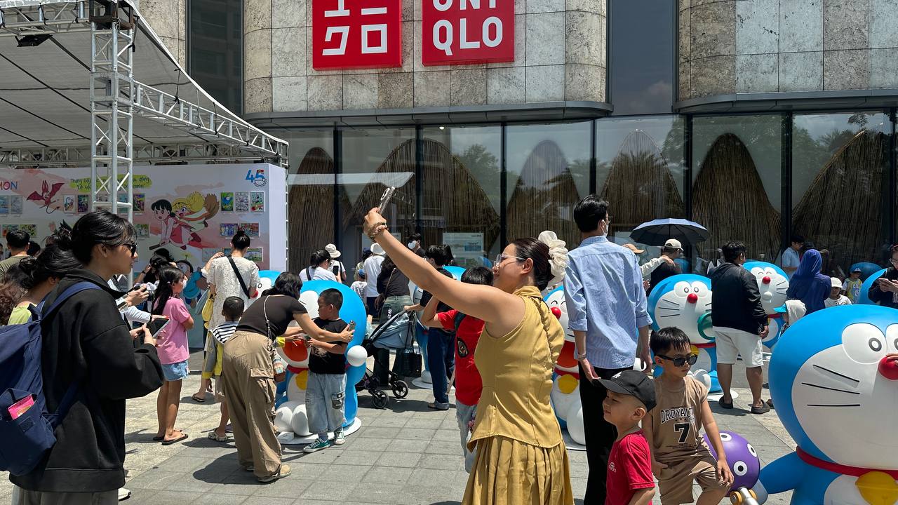 Đang hot nhất tại TP.HCM lúc này: Doraemon đổ bộ Landmark 81, dân tình đổ xô đến tìm lại tuổi thơ- Ảnh 4.