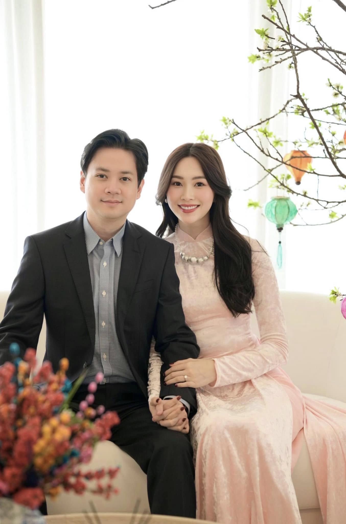 Hoa hậu Vbiz mang thai nhưng không ai hay biết: Sống ở biệt thự bạc tỷ, con là rich kid thứ thiệt- Ảnh 5.