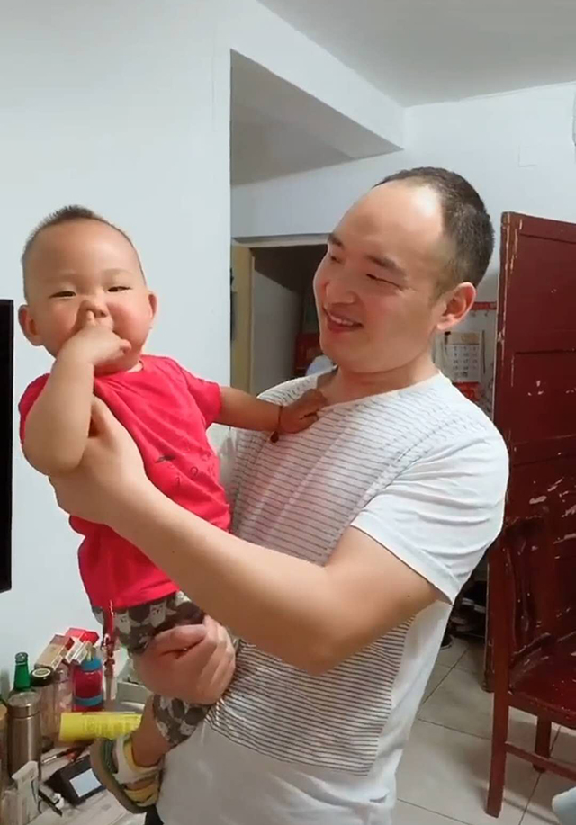 Ngày qua ngày nơm nớp sợ con trai không phải con ruột, ông bố quyết định đưa bé đi xét nghiệm ADN và cái kết sững sờ- Ảnh 4.