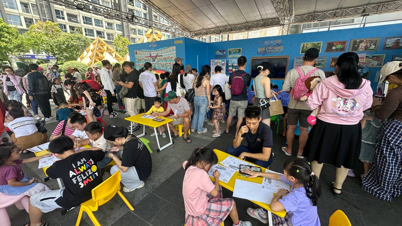 Đang hot nhất tại TP.HCM lúc này: Doraemon đổ bộ Landmark 81, dân tình đổ xô đến tìm lại tuổi thơ- Ảnh 8.