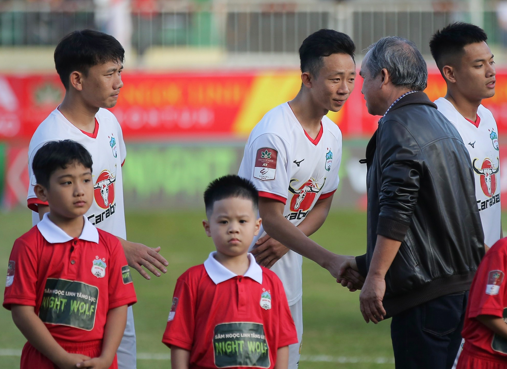 Nhà vô địch AFF Cup muốn rời HAGL, bầu Đức ra giá bao nhiêu tỷ để đồng ý nhả người?- Ảnh 2.
