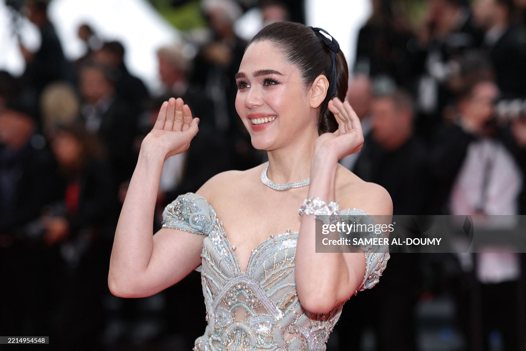 Thảm đỏ Cannes ngày 5: Châu Dã đọ sắc 