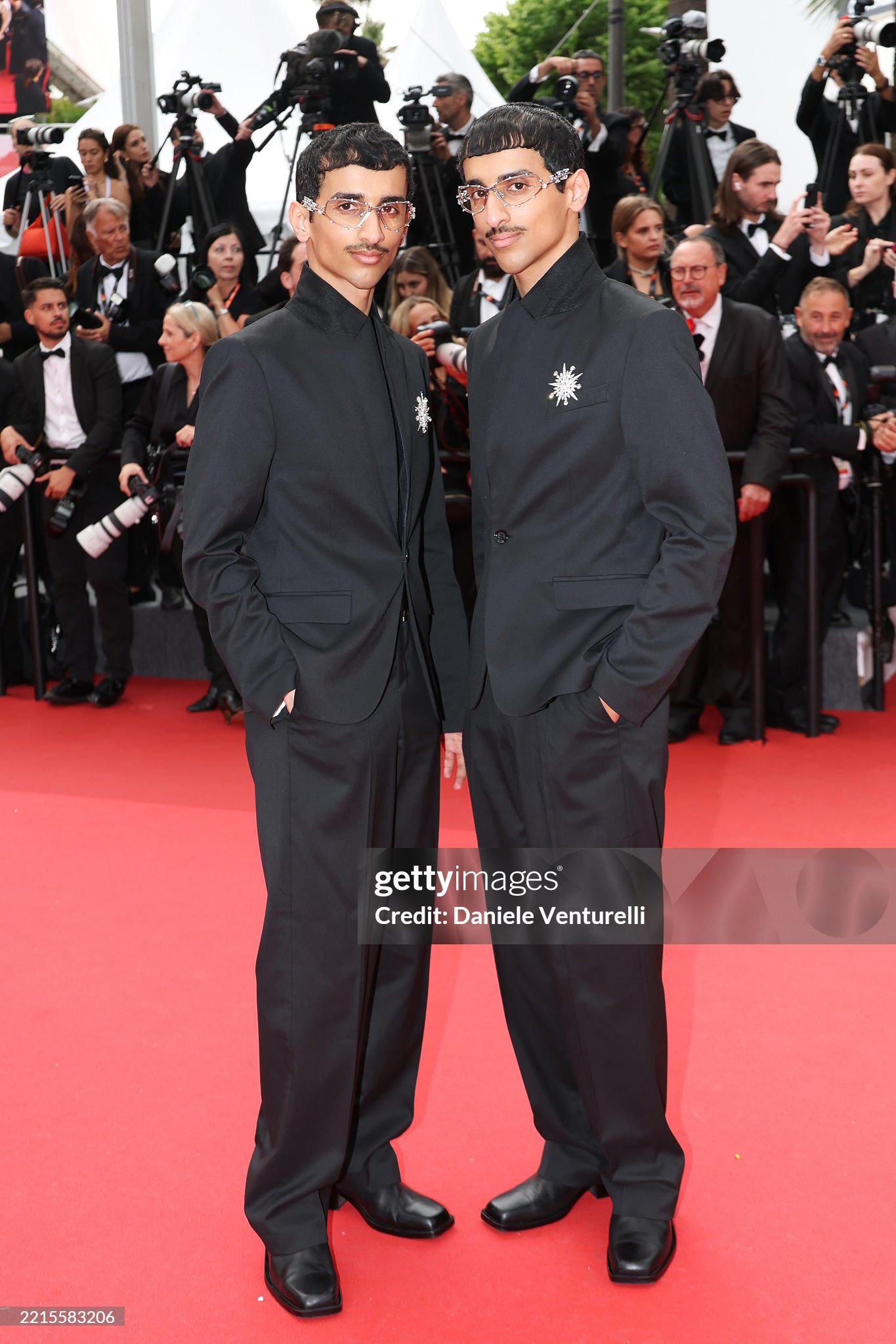 Thảm đỏ Cannes ngày 5: Châu Dã đọ sắc 