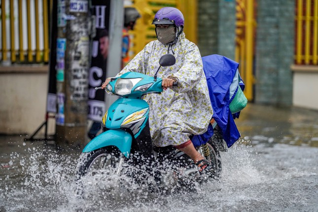TPHCM: Mưa dông gia tăng- Ảnh 1.