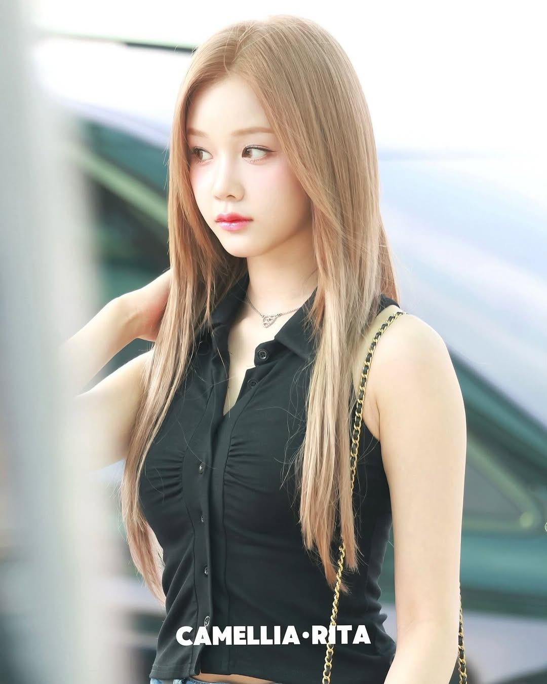 Nữ thần Kpop thế hệ mới đổi tóc thôi cũng viral cõi mạng, netizen Việt gọi tên Huyền Baby- Ảnh 3.
