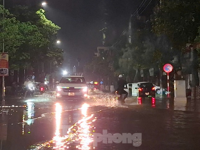 Thành phố Bắc Giang liên tiếp ngập sâu- Ảnh 5.