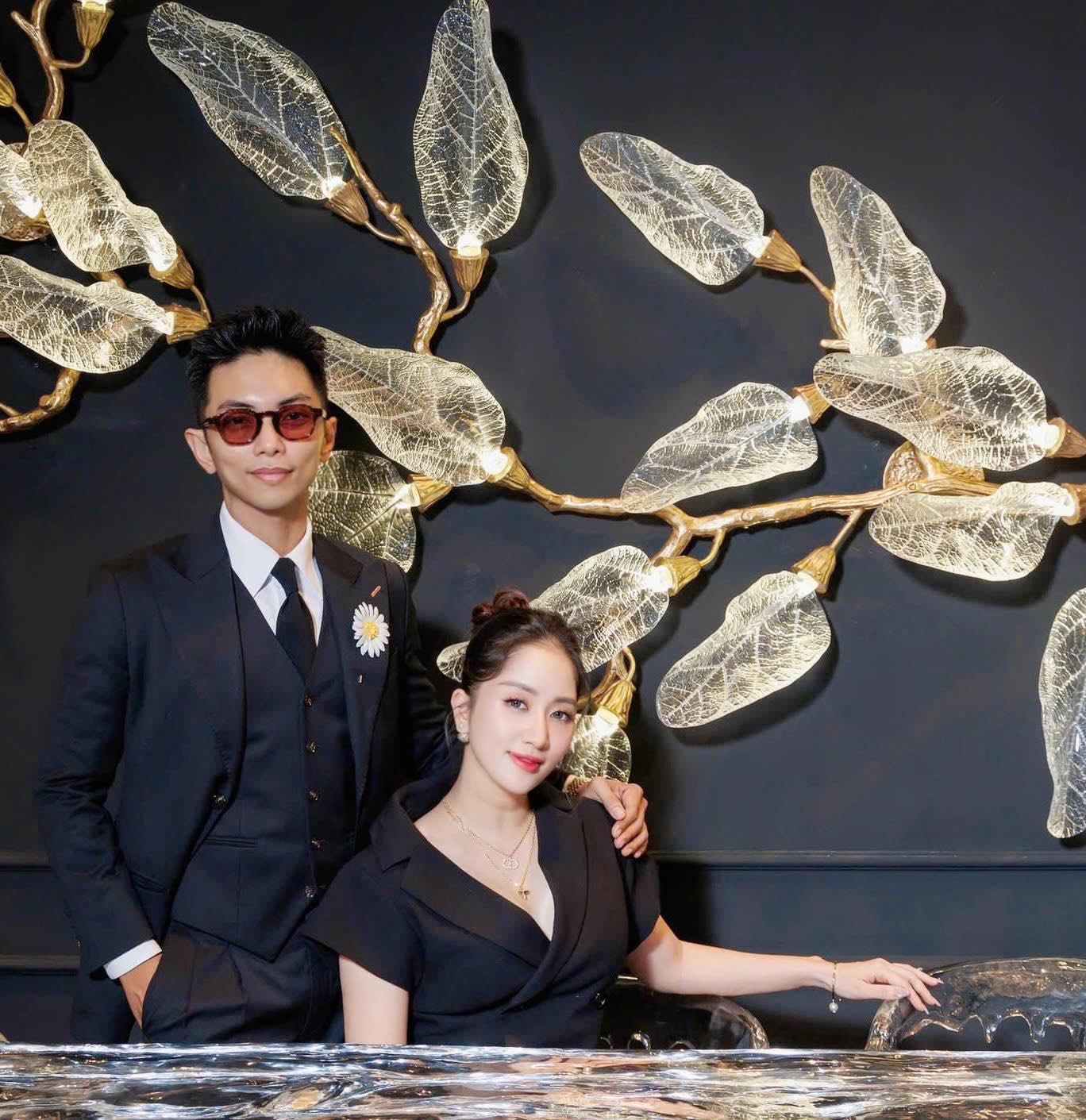 Khánh Thi - Phan Hiển tung bộ ảnh đậm chất đại gia hậu drama 