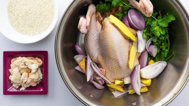 Không phải phở và bún bò Huế, món ăn 50.000 đồng/bát này mới là hương vị Việt lọt top ngon nhất thế giới- Ảnh 3.