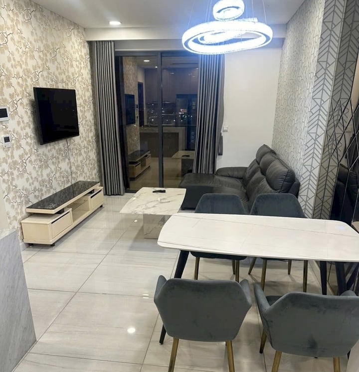 TP.HCM vẫn còn nhiều căn hộ tầm giá 2 tỷ đồng- Ảnh 2.