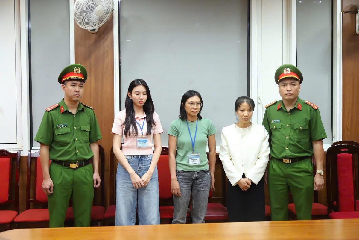Ngoài Hoa Hậu Nguyễn Thúc Thuỳ Tiên, 4 đối tượng khác cùng bị khởi tố là những ai?- Ảnh 2.