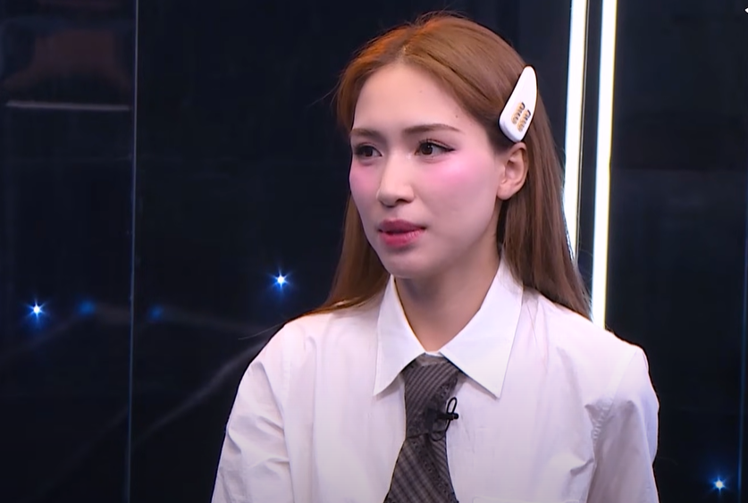 Quá khứ ồn ào của Hòa Minzy- Ảnh 2.