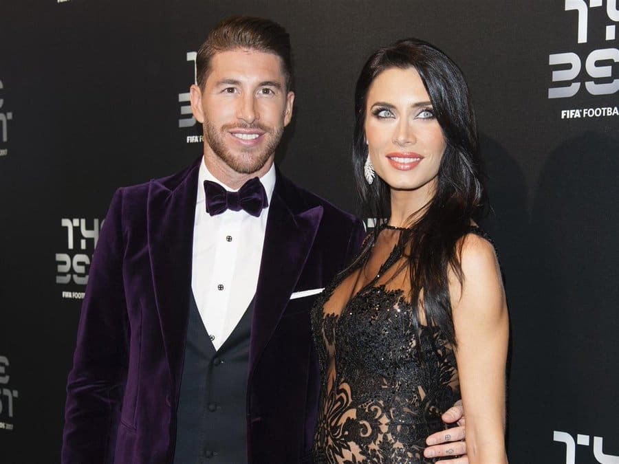 5 nàng WAG kiếm tiền giỏi nhất thế giới: Bạn gái Ronaldo và vợ Messi góp mặt, nhưng đều xếp sau một người- Ảnh 2.