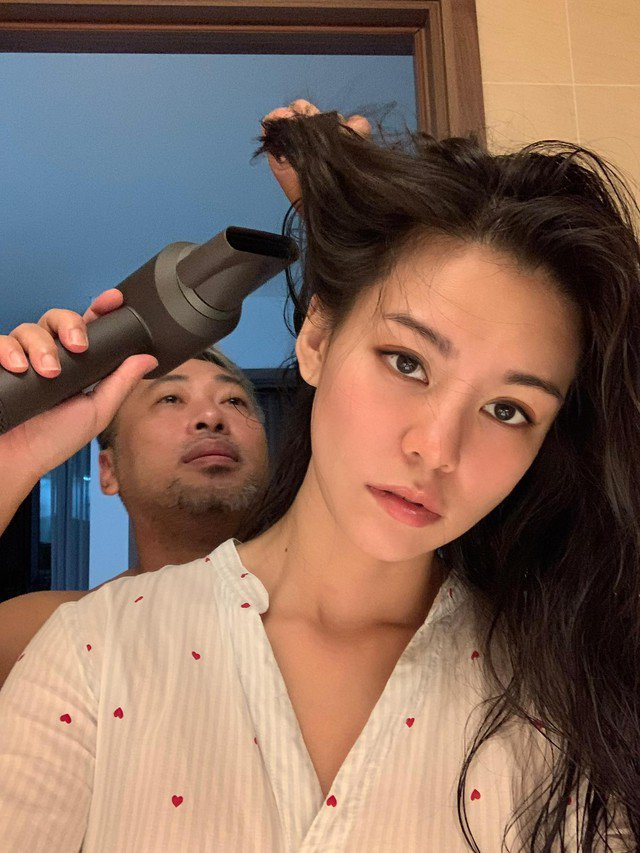 Đạo diễn Nguyễn Quang Dũng và bạn gái kém 11 tuổi: Chung nhà vài năm nay, ai cũng giục nhưng chưa có kế hoạch đám cưới- Ảnh 8.