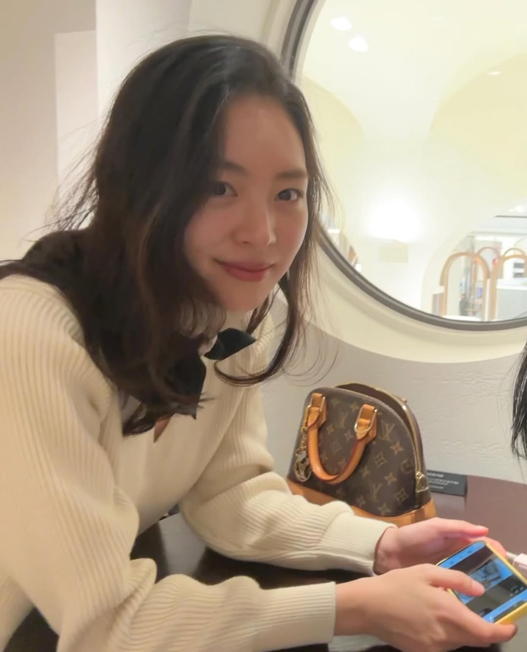 Không phải Son Ye Jin, đây mới là "tình đầu" của Hyun Bin: Nhan sắc mê đắm cả châu Á, được mệnh danh "Hoa hậu Hàn Quốc"- Ảnh 9.