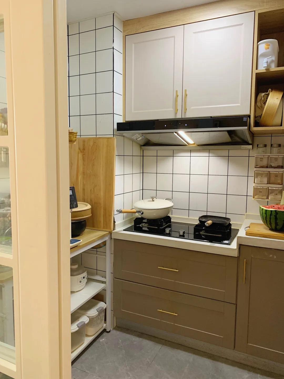 48 tuổi vẫn giữ nhà sạch bong như mới, người phụ nữ trung niên khiến dân mạng trầm trồ: Mỗi ngày chỉ dọn một chút, mà đẹp như khách sạn 5 sao- Ảnh 8.