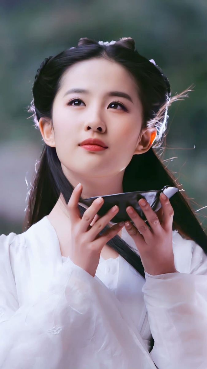 Lưu Diệc Phi 17 tuổi đẹp hết phần thiên hạ: Năm ấy xem mà tưởng tiên nữ giáng trần, sao hoàn mỹ như vậy được?- Ảnh 3. Lưu Diệc Phi 17 tuổi đẹp hết phần thiên hạ: Năm ấy xem mà tưởng tiên nữ giáng trần, sao hoàn mỹ như vậy được?- Ảnh 3.