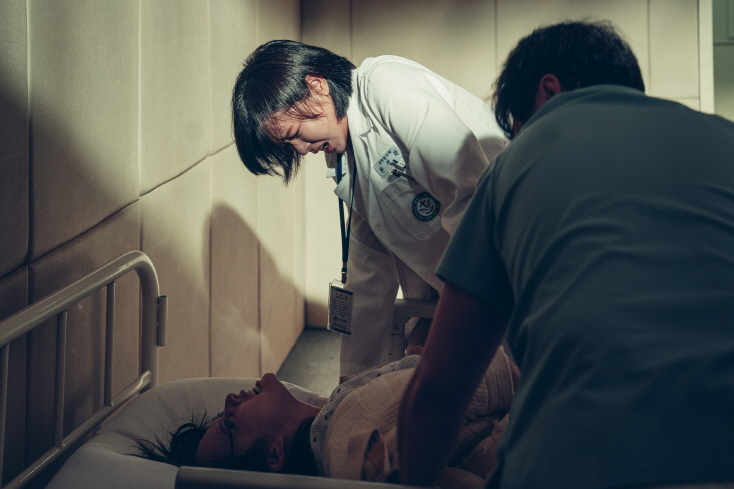 Phim Hàn mới chiếu đã nhận bão lời khen, nam chính chưa từng thất bại nhờ tuyệt chiêu Phim Hàn mới chiếu đã nhận bão lời khen, nam chính chưa từng thất bại nhờ tuyệt chiêu