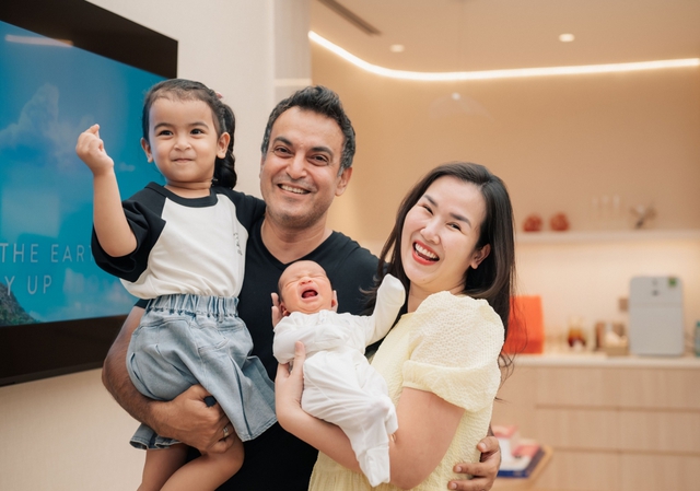 Sao nữ đang vướng vào tranh cãi hát ca khúc 3,1 tỷ view tại đại lễ 30/4: 18 năm mãi chưa có hit, được chồng đại gia cho 5 tỷ làm MV- Ảnh 6. Sao nữ đang vướng vào tranh cãi hát ca khúc 3,1 tỷ view tại đại lễ 30/4: 18 năm mãi chưa có hit, được chồng đại gia cho 5 tỷ làm MV- Ảnh 6.