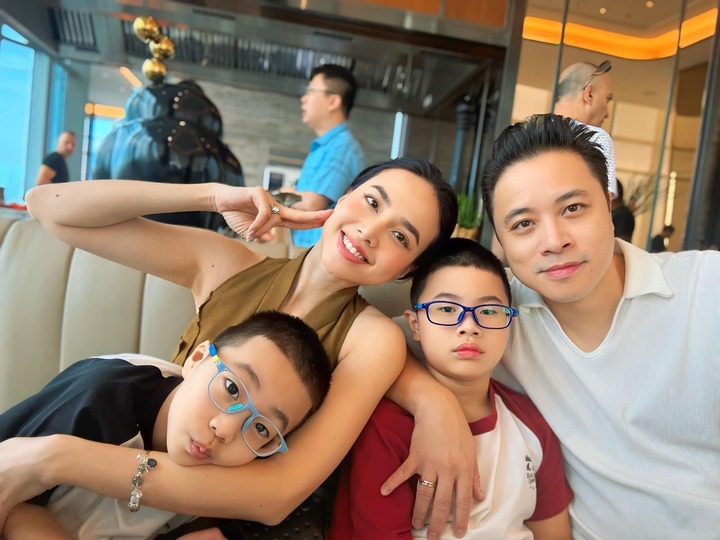 Đinh Ngọc Diệp: "Nếu chồng lỡ 'say nắng' bạn diễn, tôi sẽ thông cảm"- Ảnh 4.