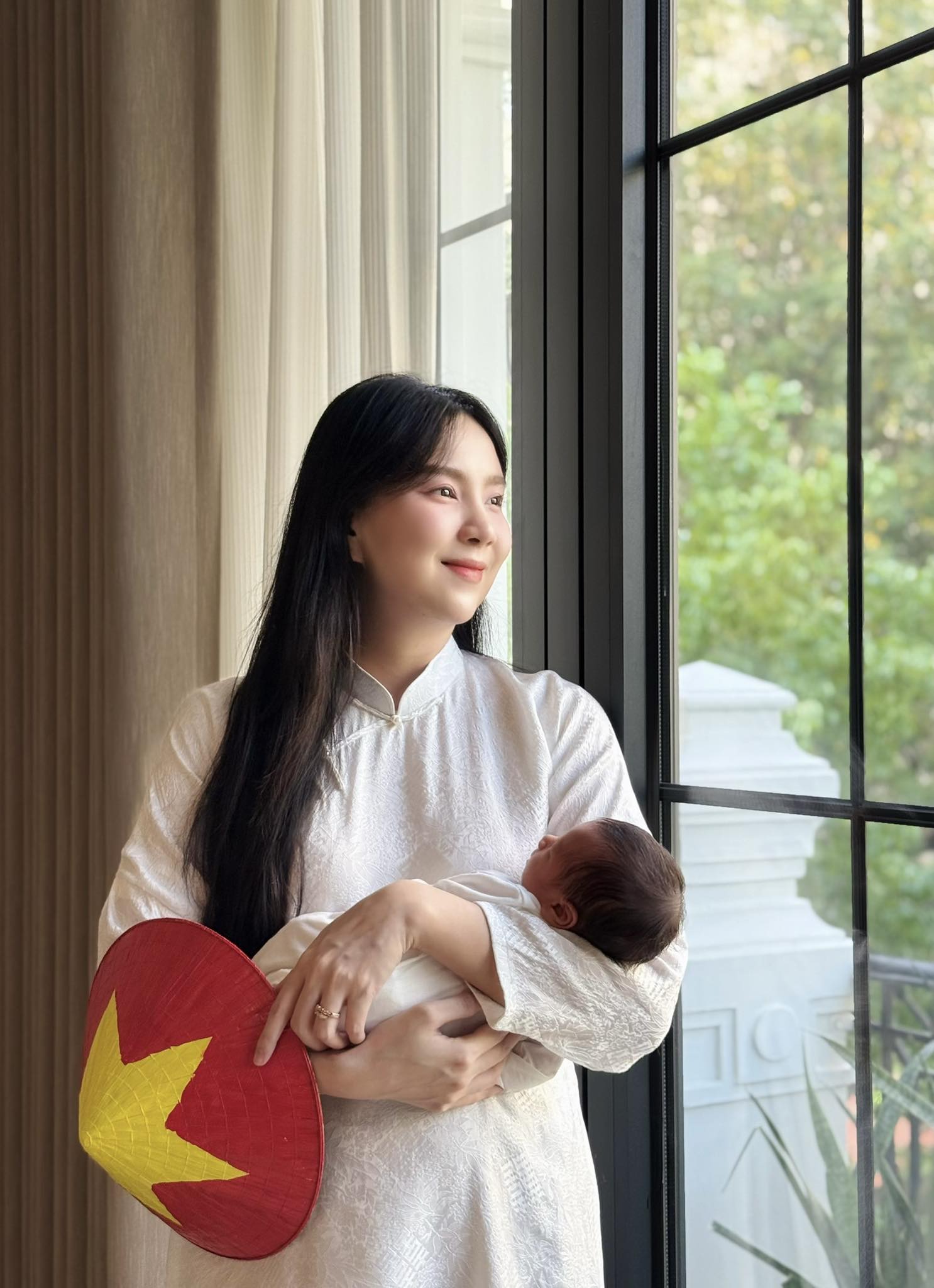 MC Mai Ngọc phản ứng sau khi vướng tranh cãi trái chiều hậu sinh con đầu lòng- Ảnh 3.