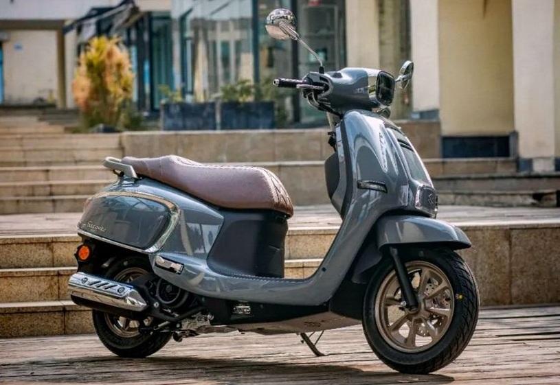 Xe ga Suzuki thiết kế hoài cổ đẹp như Vespa, giá chỉ 35 triệu đồng- Ảnh 3.