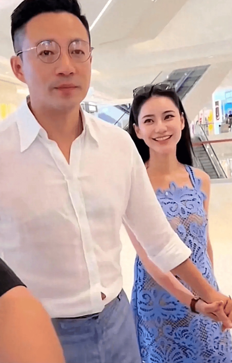 Chồng cũ cưới hot girl sau 3 tháng Từ Hy Viên qua đời: Cbiz tẩy chay gắt đám cưới khiến Uông Tiểu Phi 