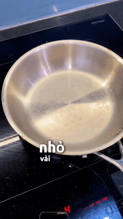 Mẹ đảm 'bật mí' 3 cách canh lửa chuẩn khi dùng chảo inox: Rán đồ nào cũng 