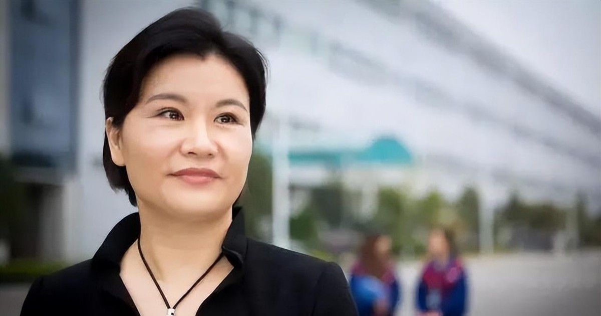Chu Quần Phi - Từ cô gái 