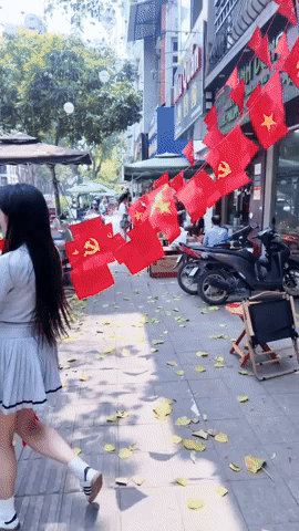 Doãn Hải My cùng Văn Hậu chiếm spotlight trên SVĐ, ảnh 