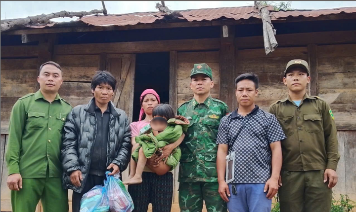 Tìm thấy bé gái 7 tuổi câm điếc đi lạc 2 ngày trong rừng Lai Châu- Ảnh 1.
