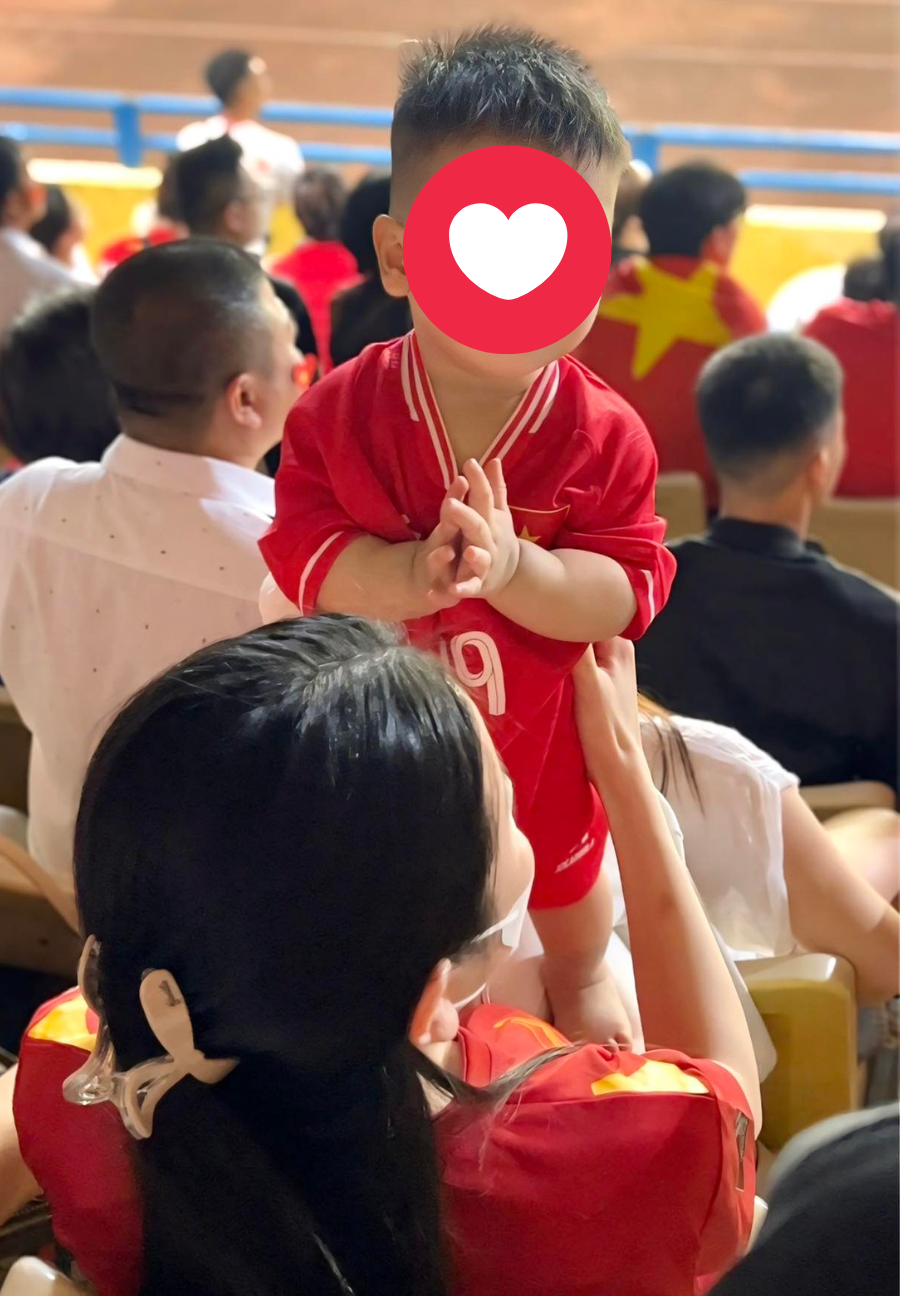 Chu Thanh Huyền lộ diện sau nghi vẫn thẩm mỹ, bị dân mạng nhắc vụ
