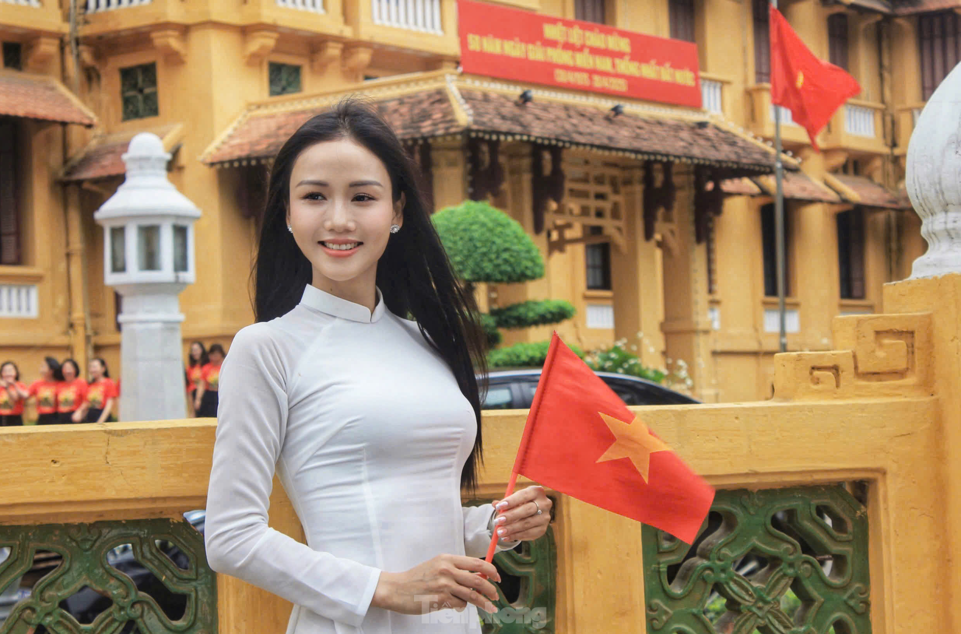 Khách nước ngoài ngưỡng mộ cách người Việt mừng 50 năm đất nước thống nhất- Ảnh 12.