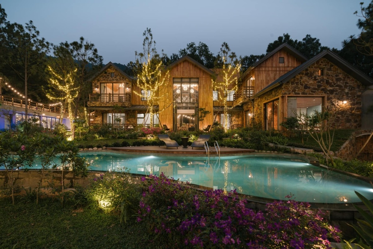 Biệt thự ngoại ô 4.000 m2 của 