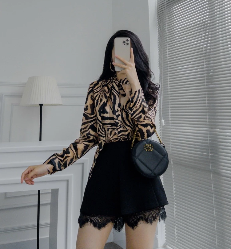 Tăng Thanh Hà "trẻ hóa" với mốt hot nhất 2025, nàng ngoài 30 tuổi học theo cực dễ- Ảnh 4.