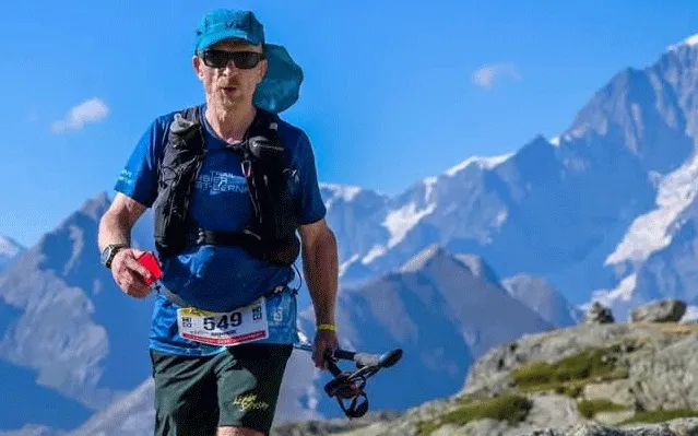 Nhà leo núi lập kỷ lục 19 lần chinh phục đỉnh Everest- Ảnh 1.