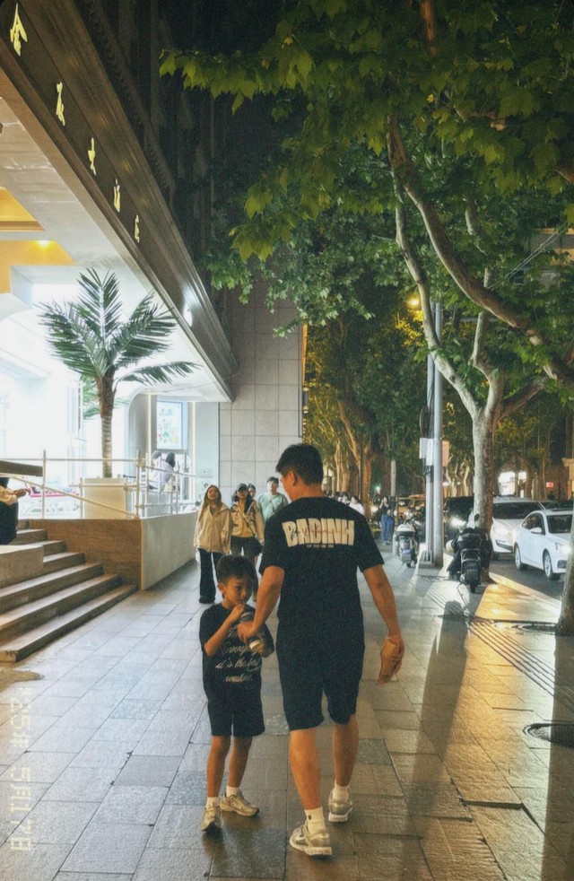 Khách Việt kể chuyện quay lại Trung Quốc sau 5 năm, giật mình cảm thán: "Tôi thấy mình như thằng ngố"- Ảnh 1.