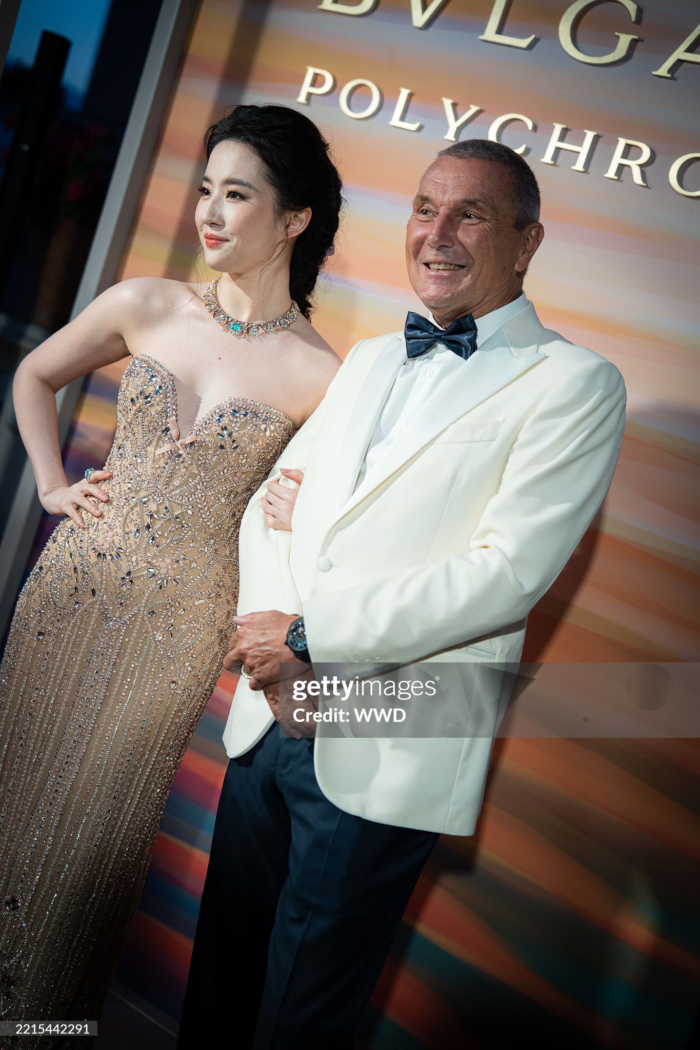 Lisa như công chúa Disney, Lưu Diệc Phi gầy gò bất ngờ qua cam thường tại event BVLGARI- Ảnh 13.