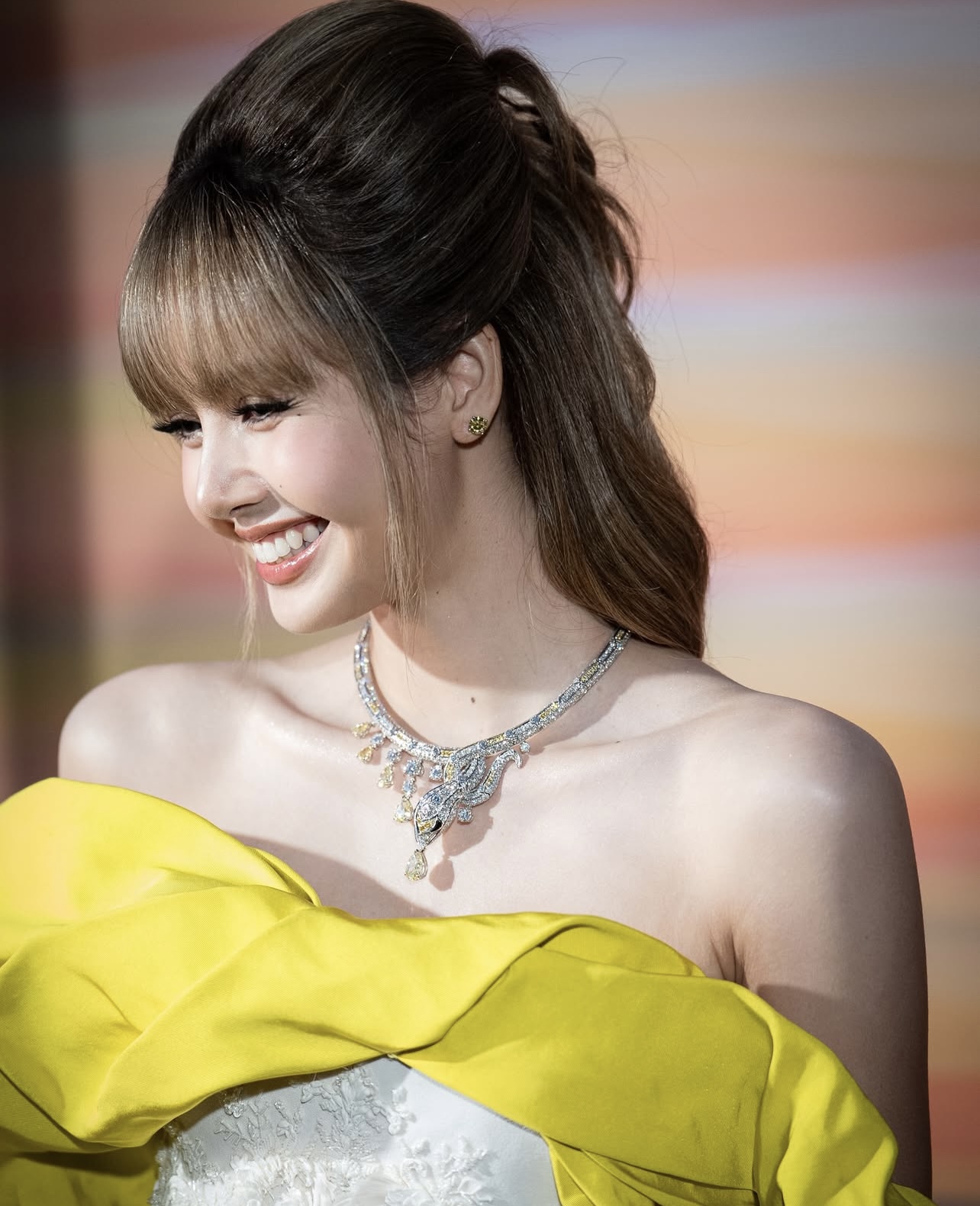 Lisa như công chúa Disney, Lưu Diệc Phi gầy gò bất ngờ qua cam thường tại event BVLGARI- Ảnh 6.