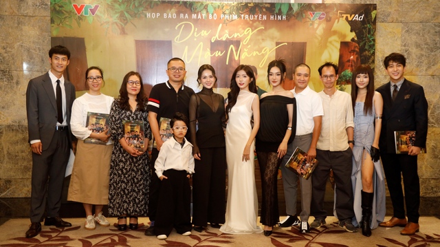 Nữ diễn viên bị bạn diễn Nữ diễn viên bị bạn diễn
