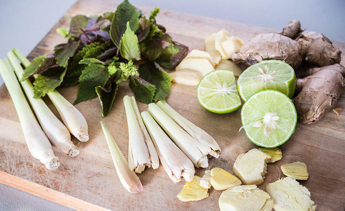 Món nước từ loại lá màu tím giúp giải nhiệt, đẹp da, thải độc mùa hè, vừa ngon lại dễ làm- Ảnh 2. Món nước từ loại lá màu tím giúp giải nhiệt, đẹp da, thải độc mùa hè, vừa ngon lại dễ làm- Ảnh 2.