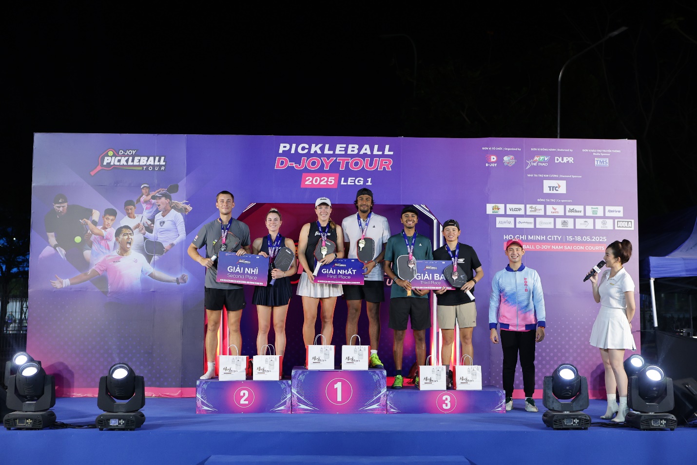 Giải Pickleball D-Joy Tour 2025 - Chặng 1 khởi động với kỷ lục mới- Ảnh 4.